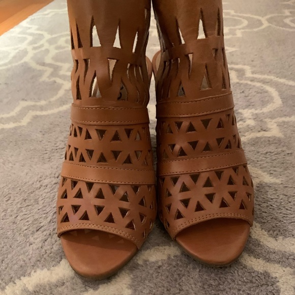 Geometric Cutout Heels - Picture 2 of 4